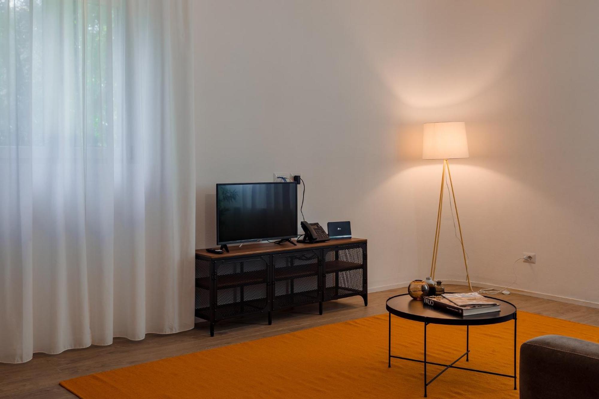 Apart-hotel Hills Siena