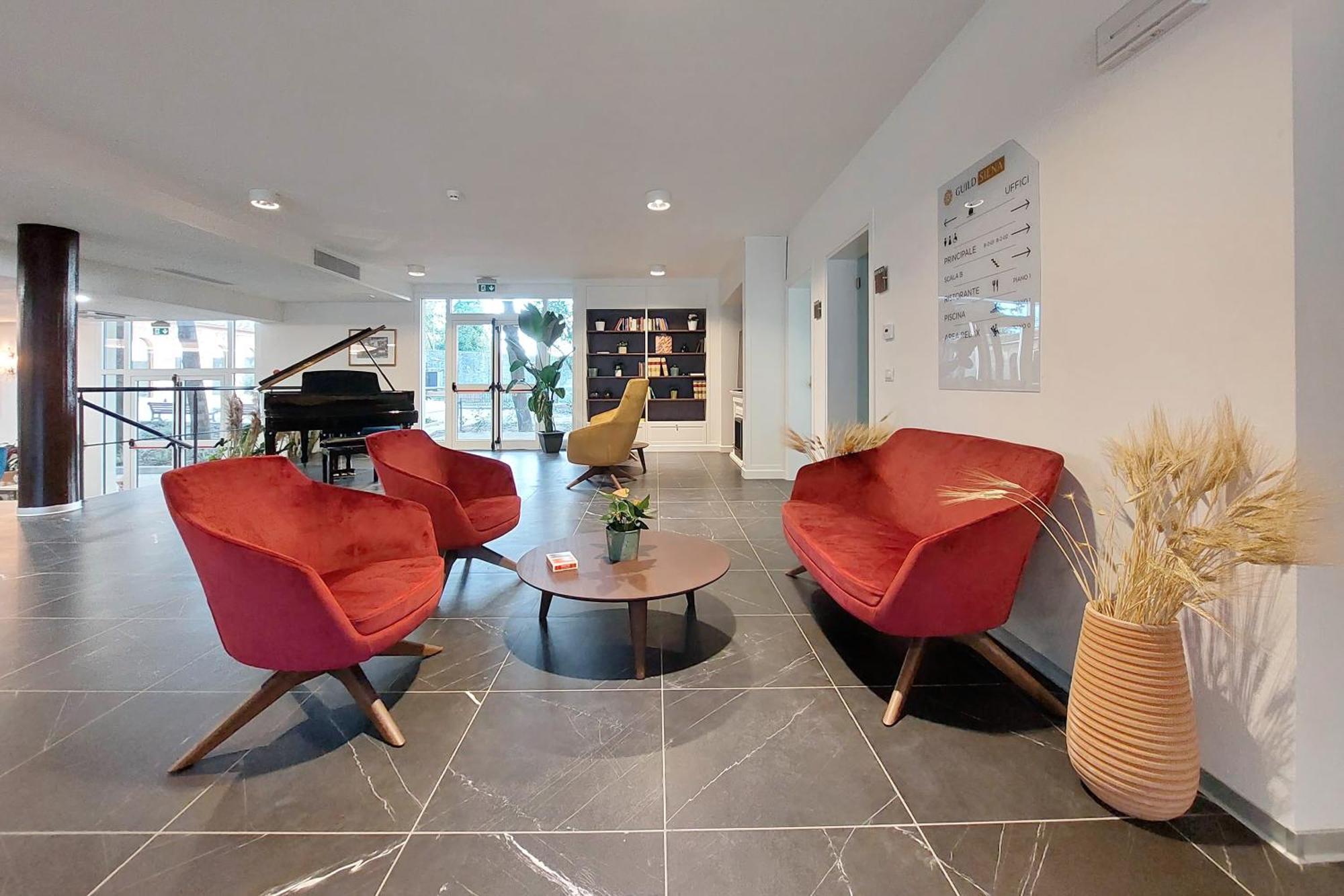 Hills Aparthotel